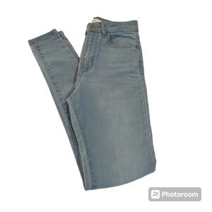 Forever 21 Women’s Skinny Jeans